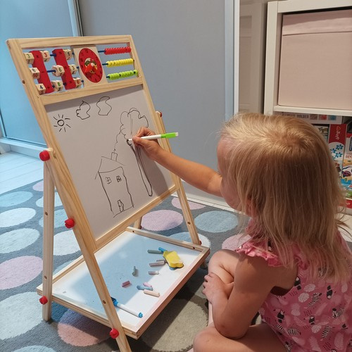 Magnetisk krittavle i tre med kuleramme, bordmodell, dobbeltsidig
