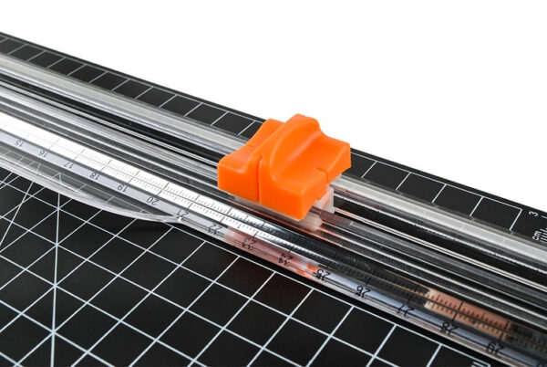 eng_pl_Paper-guillotine-trimmer-12902_3.jpg Papirkutter, presisjonstrimmer og fotokutter for A4-, A5- og A6-format